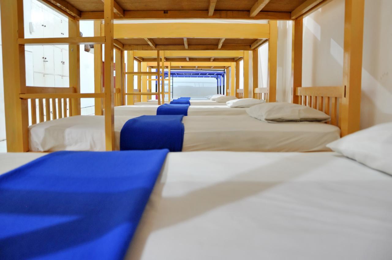 Oseania Hostel Senggigi Kültér fotó